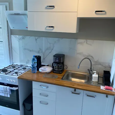 Z Basenem Apartamento Kodrabek