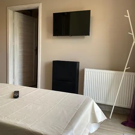 Z Basenem Apartment