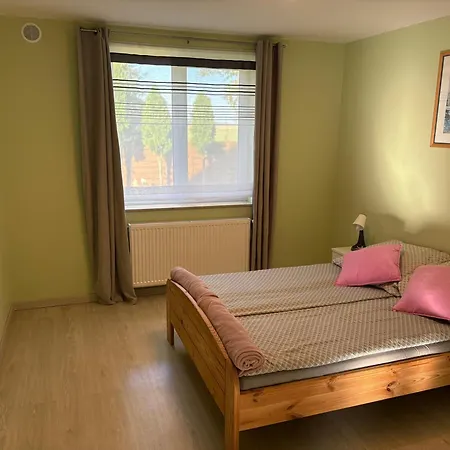 Z Basenem Apartment *