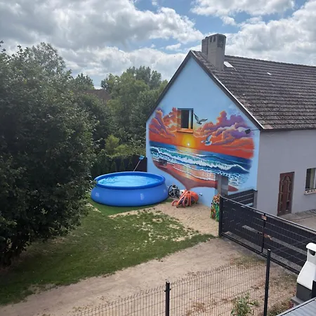 Z Basenem * Kodrabek